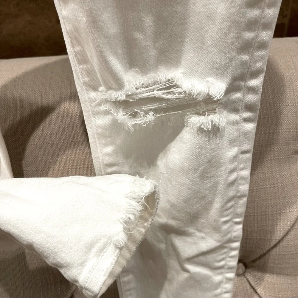 R: American Eagle Super Stretch White Jeggings 2 Short